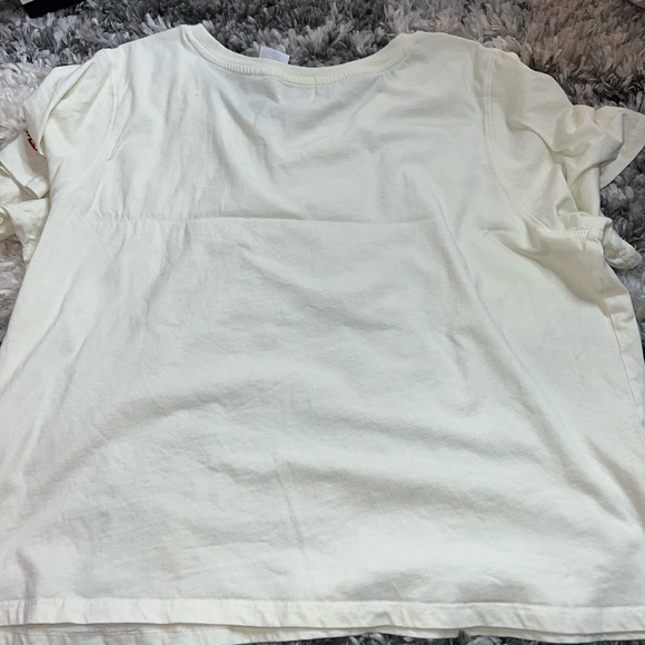 Disney Delivering the Magic Daisy Duck and Minnie Mouse Short Sleeve T-Shirt - Picture 8 of 8